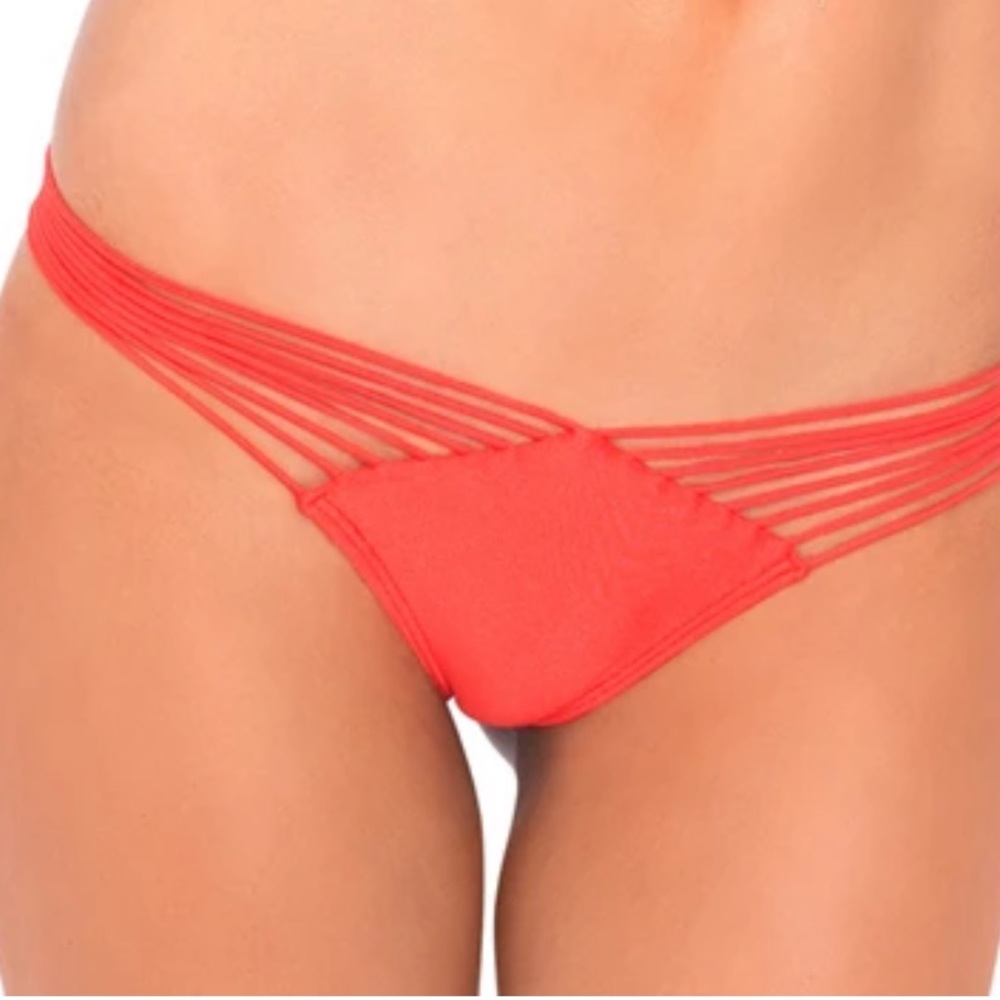 Lulifama bottom